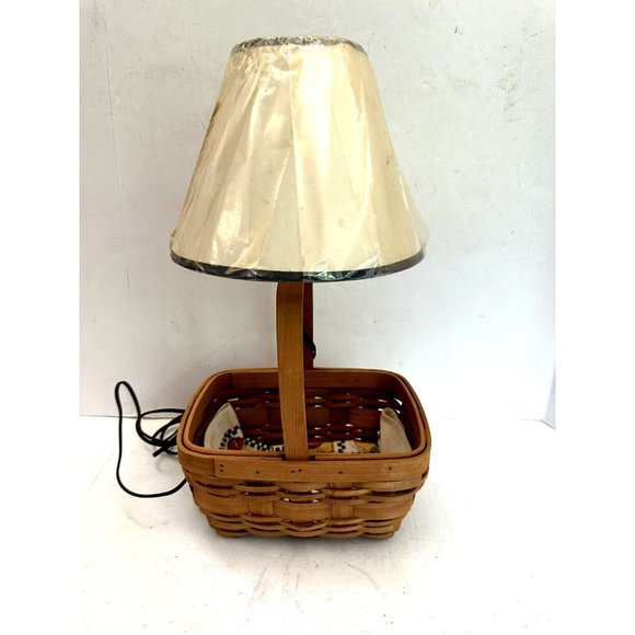 Vintage 1990's Lamp Basket Rustic Country Style, Farm House Lamp shade - Picture 1 of 9